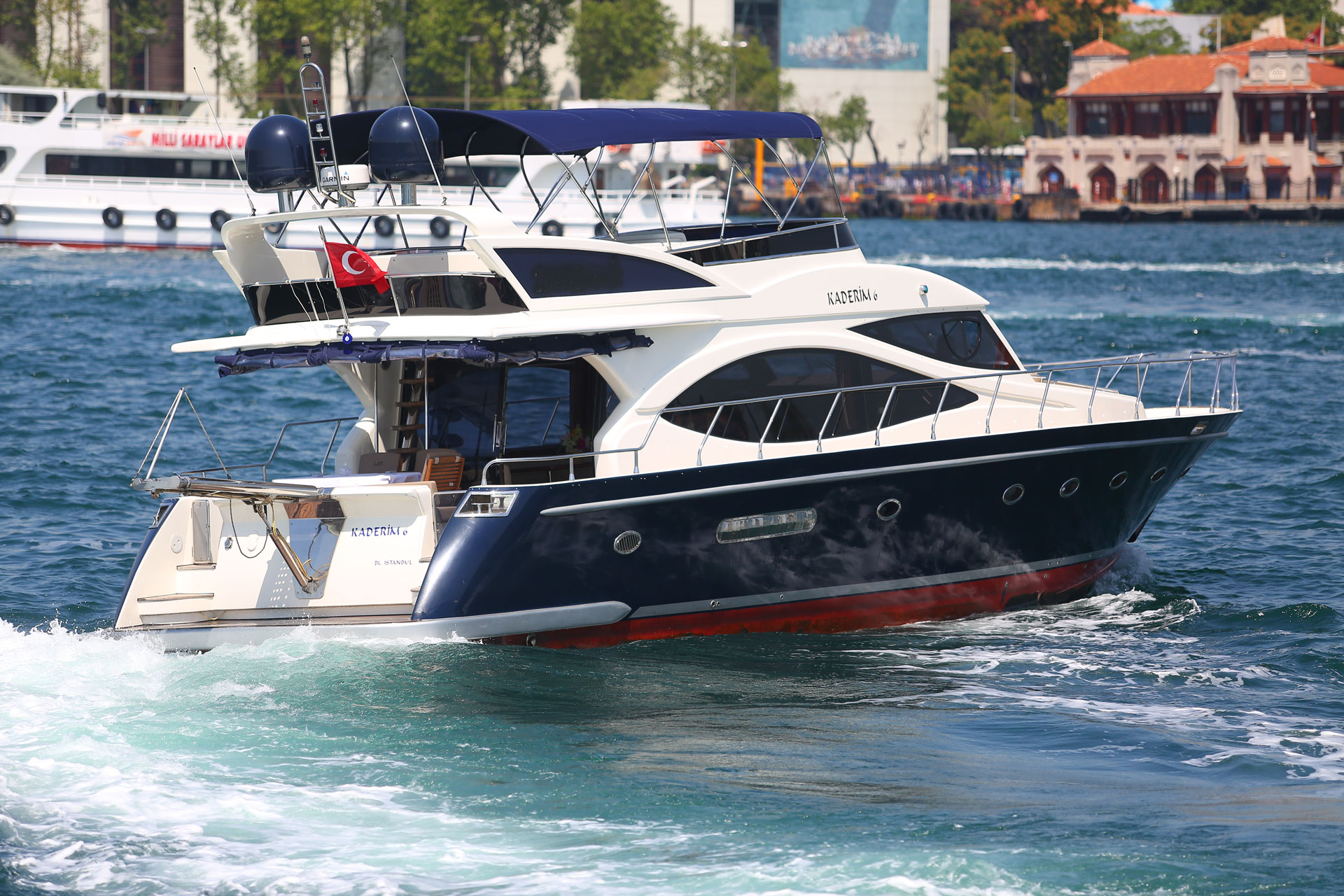 Bosphorus Tickets.Com : PRIVATE LUXURY YACHT