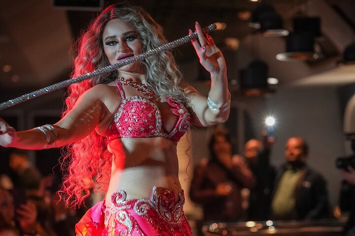 Bosphorus Dinner Cruise Tickets : (Soft Drinks & Local Alcohols + Dinner + Hotel Transfer + Turkish Show )- Standart Table